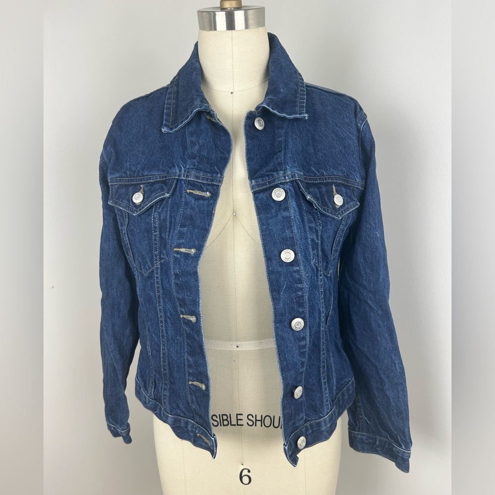 Vintage Gap Y2K Women’s Jean Jacket Dark Wash size S Small Perfect